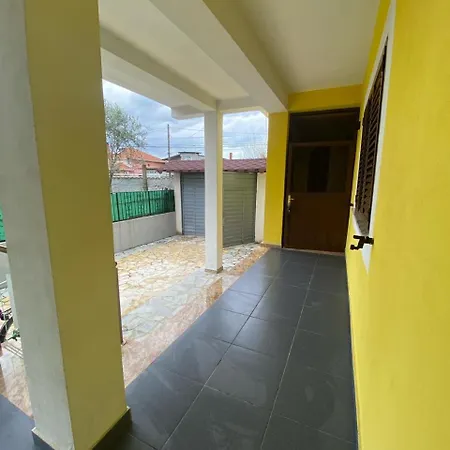 Tota Villa Shkoder