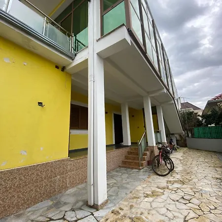 Tota Villa Shkoder