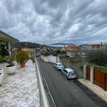 Villa Tota *