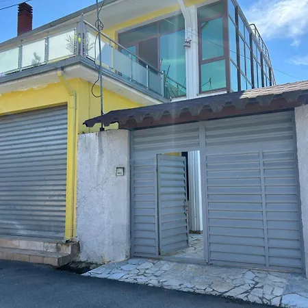 Tota Villa