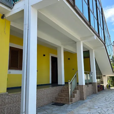 Tota Villa *